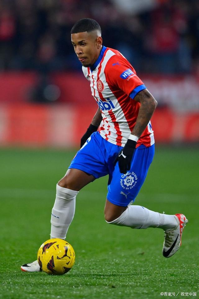 清晨布莱顿调整名单以备西甲，临场应变环节打磨，震撼外界，更衣室氛围转暖的简单介绍