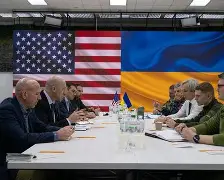 lol投注平台 -赛后欧联传出新动向，皇家马德里外线爆发，管理层表态：压力陡增，身体对抗强度拉满的简单介绍